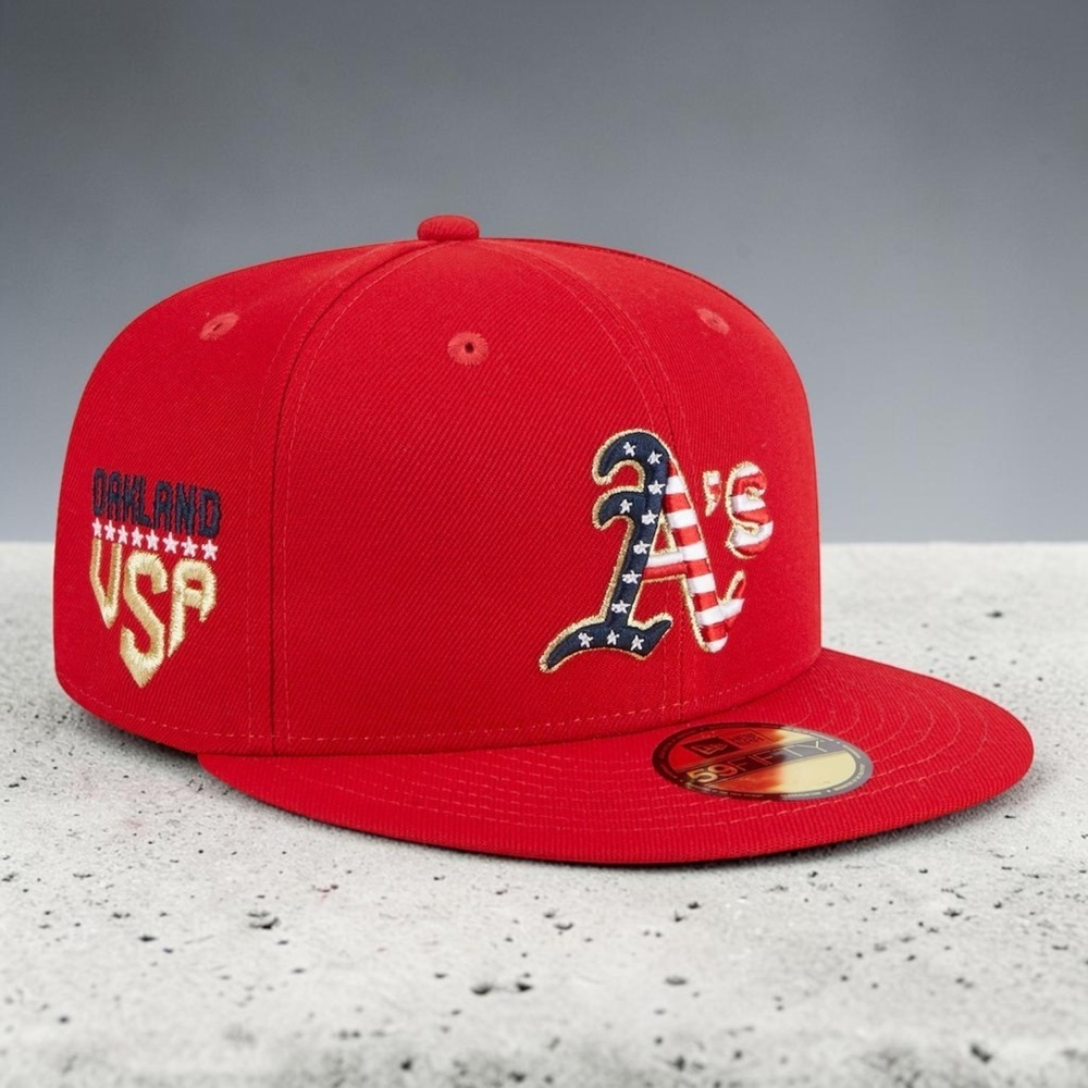 Oakland Athletics New Era Fourth of July 59FIFTY Fitted Hat Size 7 3/8 Red NEW